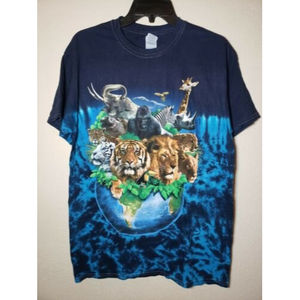 Tie Dye World Animals Gildan T-Shirt Size Medium